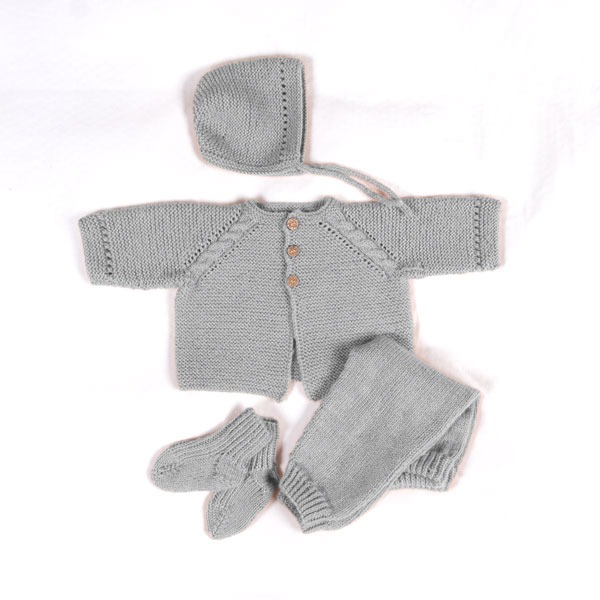 Strikkesett Babysett Kamelia K1 - garnpakke fra Bluum i Sunset in Sahara