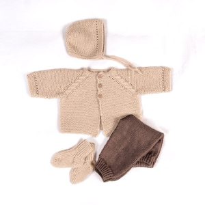 Strikkesett Babysett Kamelia K4 - garnpakke fra Bluum i Sunset in Sahara