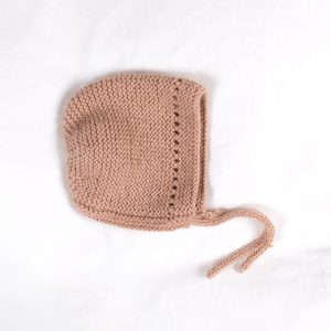 Strikkesett Babysett Kamelia K2 - garnpakke fra Bluum i Sunset in Sahara