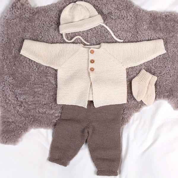 Strikkesett Babysett Rille med lue - garnpakke i Bluum Soft Merino Ull