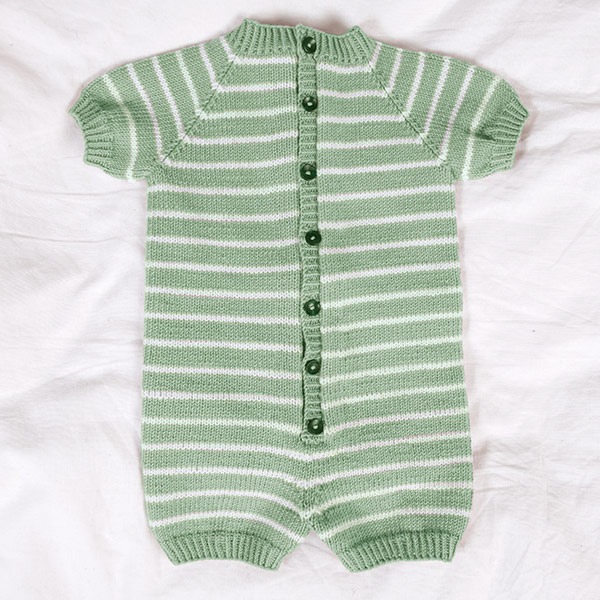 Strikk Sommerdress m/striper - garnpakke i Bluum Soft Merino Ull