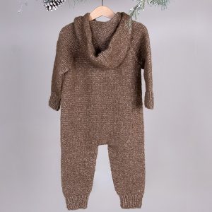 Strikkedress med hette - garnpakke fra Bluum i Fluffy