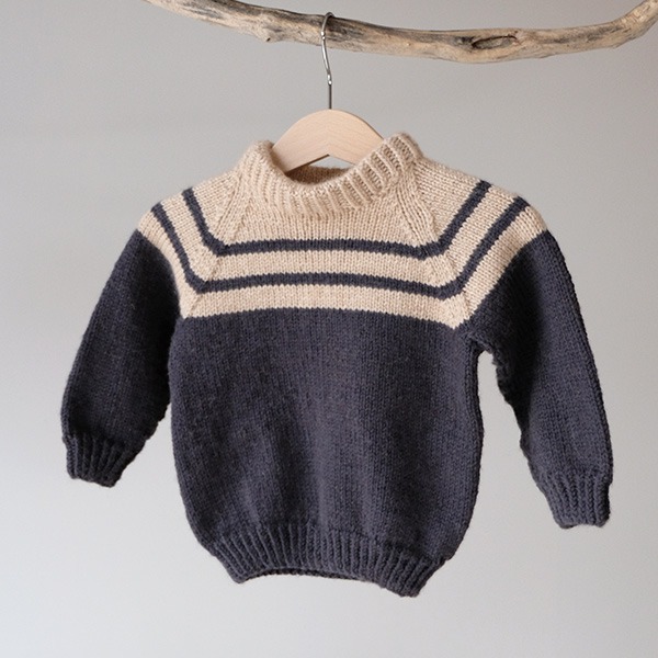 Strikkegenser Anton - garnpakke fra Bluum i Sunset in Sahara