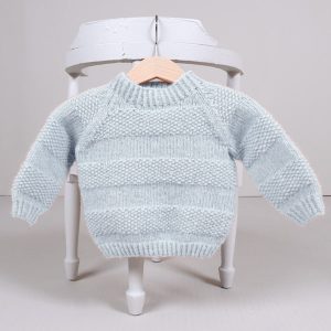 Strikkegenser Lille Spire - garnpakke fra Bluum i Fluffy