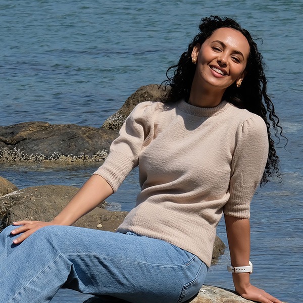 Strikkegenser NOVI til dame - garnpakke i Bluum Soft Merino Ull