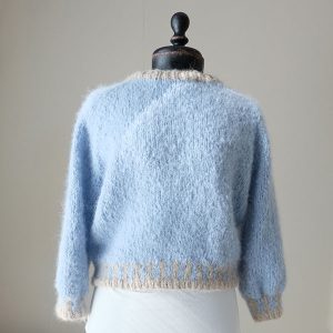 Strikkegenser Strå til dame - garnpakke fra Bluum i Fnugg