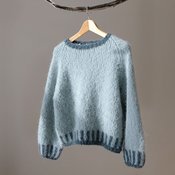 Strikkegenser Strå til dame - garnpakke fra Bluum i Fnugg