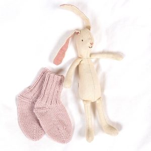 Strikkedress Hompetitten - garnpakke i Bluum Pure Eco Baby Wool
