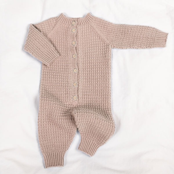 Strikkedress Hugo - garnpakke i Bluum Soft Merino Ull