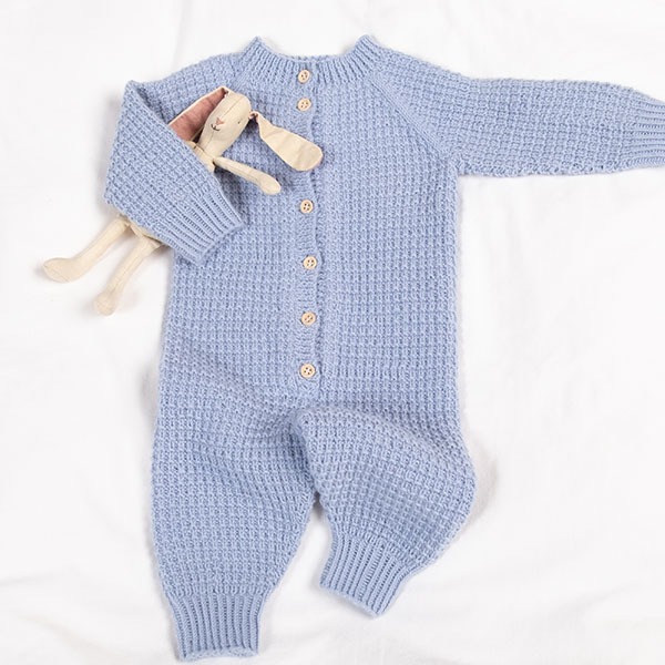 Strikkedress Hugo - garnpakke i Bluum Soft Merino Ull