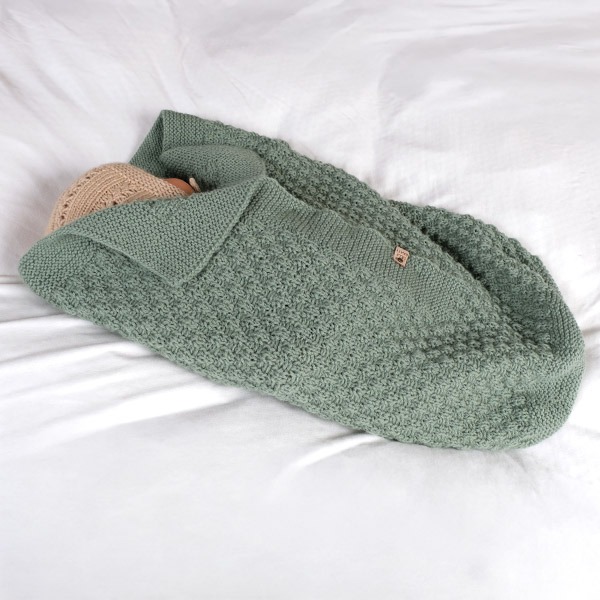 Strikk Kosepose Hompetitten - garnpakke i Bluum Pure Eco Baby Wool