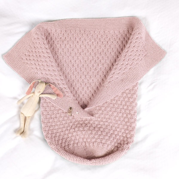 Strikk Kosepose Hompetitten - garnpakke i Bluum Pure Eco Baby Wool