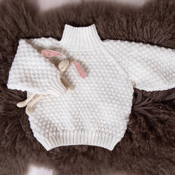 Strikkegenser Hompetitten barn - garnpakke i Bluum Pure Eco Baby Wool