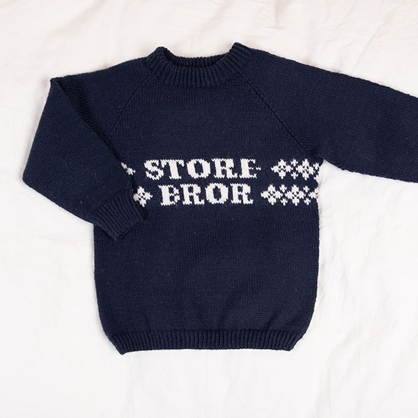 Strikkegenser Storebror - garnpakke i Bluum Pure Eco Baby Wool
