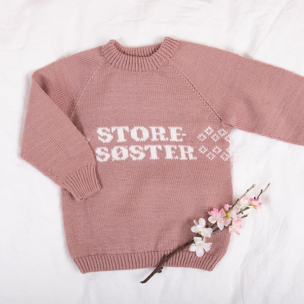 Bluum-strikk-Storesster-gen-6-1.jpeg Strikkegenser Storesøster - garnpakke i Bluum Pure Eco Baby Wool