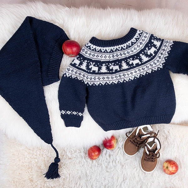 Strikkegenser Vinternatt m/nisselue - garnpakke i Bluum Pure Eco Baby Wool