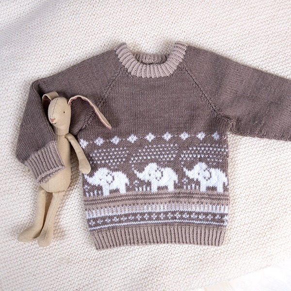 Strikkegenser Elefantene bader - garnpakke i Bluum Soft Merino Ull
