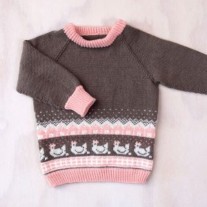 Strikkegenser Hønsegården - garnpakke i Bluum Soft Merino Ull