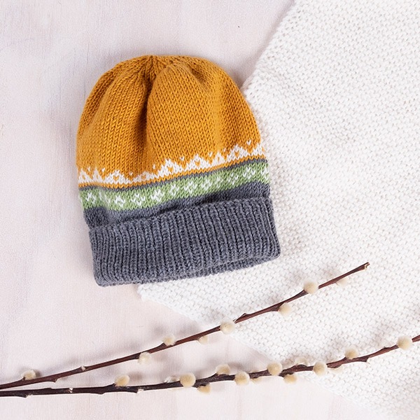 Strikkesett Kylling genser med lue - garnpakke i Bluum Soft Merino Ull