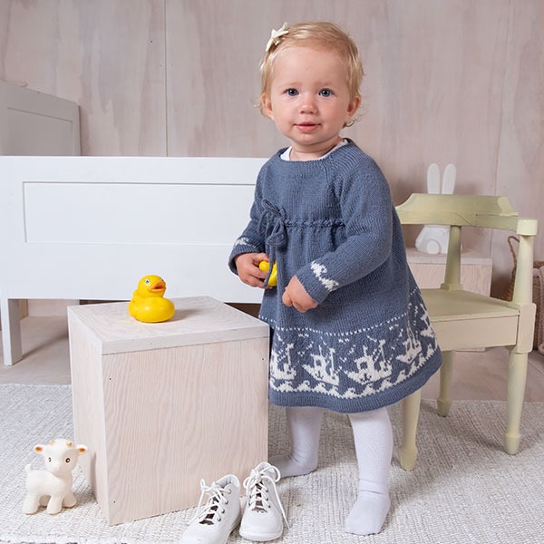 Strikkekjole Fiskebåt - garnpakke i Bluum Pure Eco Baby Wool