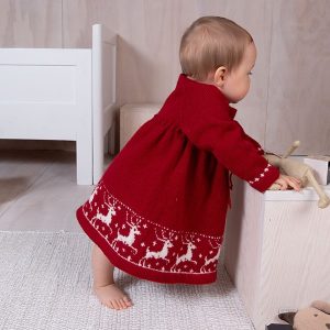 Strikkekjole Reinsdyr - garnpakke i Bluum Pure Eco Baby Wool
