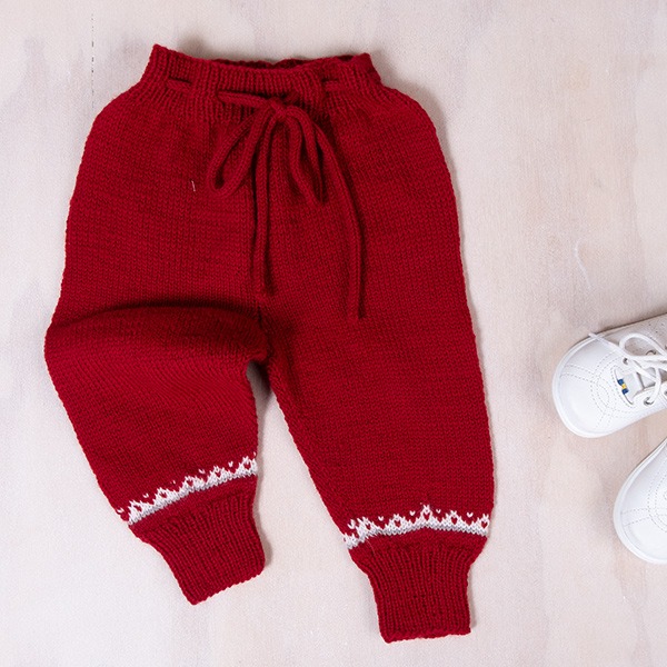 Strikkesett Billebæ jakke, bukse og nisselue - garnpakke i Bluum Pure Eco Baby Wool
