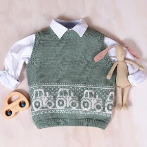 Strikkevest Traktor - garnpakke i Bluum Pure Eco Wool