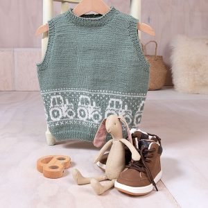 Strikkevest Traktor - garnpakke i Bluum Pure Eco Wool