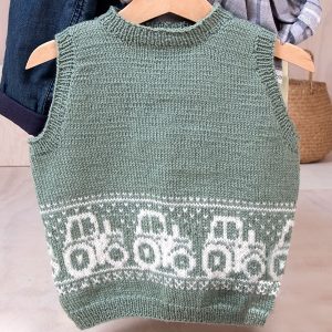 Strikkevest Traktor - garnpakke i Bluum Pure Eco Wool