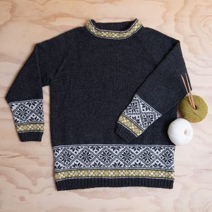 Strikkegenser Elin dame - garnpakke i Bluum Pure Eco Baby Wool