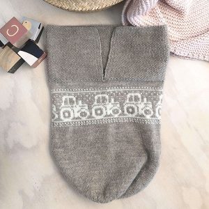 Strikk Kosepose Traktor - garnpakke i Bluum Pure Eco Baby Wool