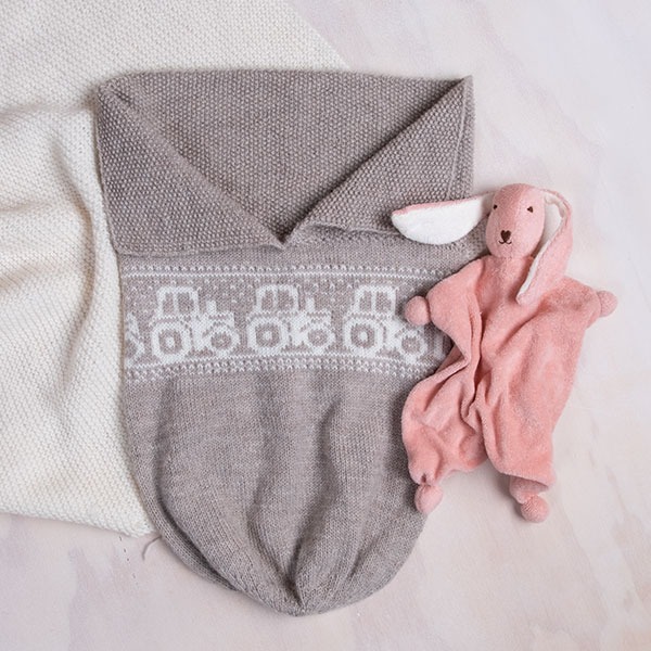 Strikk Kosepose Traktor - garnpakke i Bluum Pure Eco Baby Wool