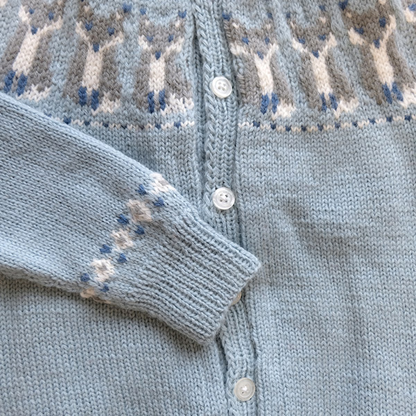 Strikkejakke Rev - garnpakke i Bluum Pure Eco Baby Wool