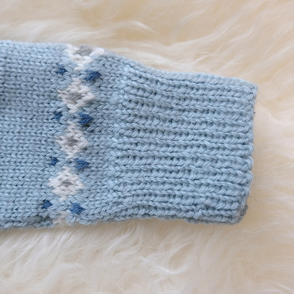 Strikkejakke Rev - garnpakke i Bluum Pure Eco Baby Wool