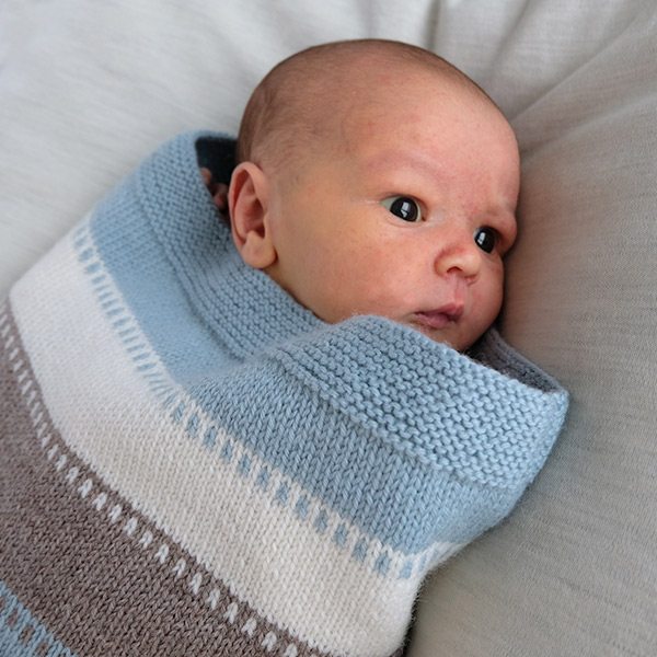 Strikk Kosepose striper blå - garnpakke i Bluum Pure Eco Baby Wool