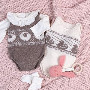 Strikkebodyer Sau og And 2 stk - garnpakke i Bluum Pure Eco Baby Wool