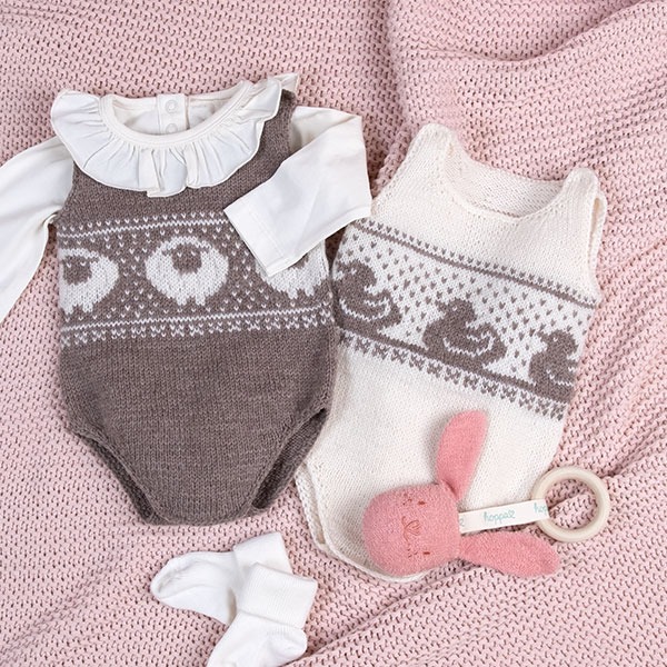 Strikkebodyer Sau og And 2 stk - garnpakke i Bluum Pure Eco Baby Wool