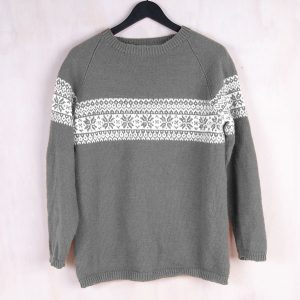 Strikkegenser Stjerne dame v2 Lys grå - garnpakke i Bluum Pure Eco Baby Wool