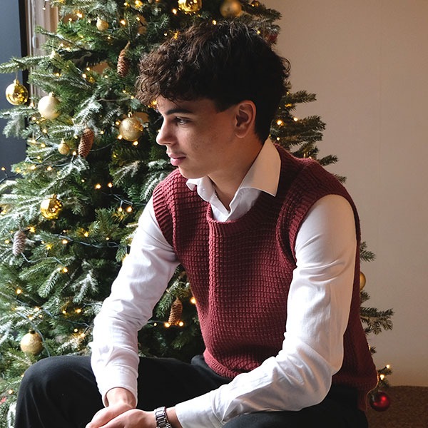 Strikkevest Robin til herre - garnpakke i Bluum Soft Merino Ull