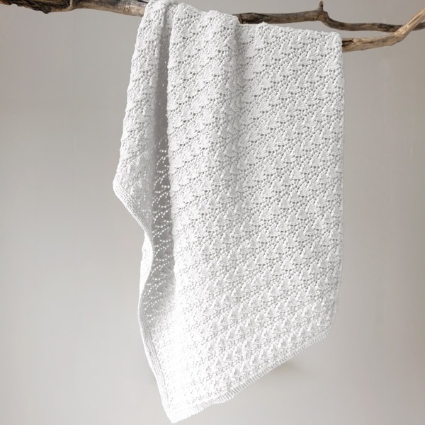 Strikk Babyteppe Hjerteløv - garnpakke i Bluum Soft Merino Ull