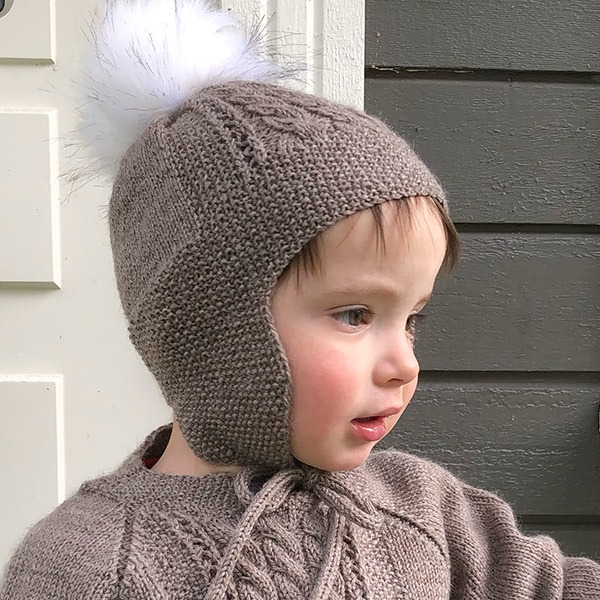 Strikkegenser Flette m/lue - garnpakke i Bluum Pure Eco Baby Wool