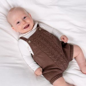 Strikkeromper Hjerteløv m/seler og lue - garnpakke i Bluum Soft Merino Ull