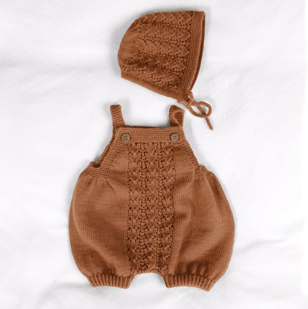 Strikkeromper Hjerteløv m/seler og lue - garnpakke i Bluum Soft Merino Ull