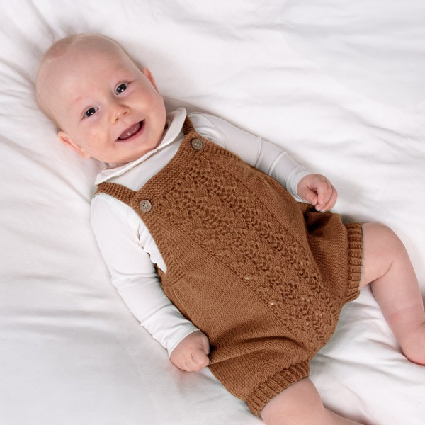 Strikkeromper Hjerteløv m/seler og lue - garnpakke i Bluum Soft Merino Ull