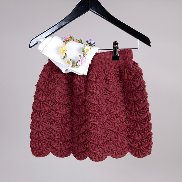 Strikkeskjørt Bølge - garnpakke i Bluum Soft Merino Ull