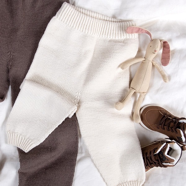 Strikkebukse - garnpakke i Bluum Soft Merino Ull