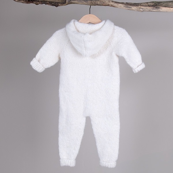Strikkedress med hette - garnpakke i Bluum Fluffy Alpaca
