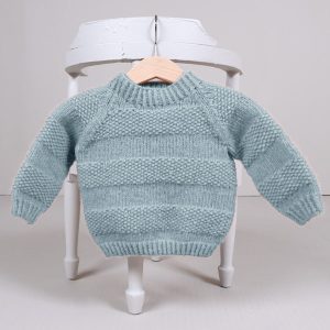 Strikkegenser Lille Spire - garnpakke i Bluum Fluffy Alpaca