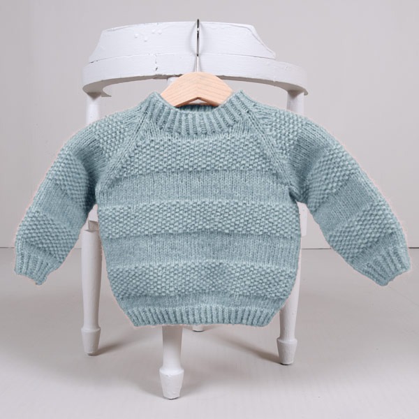 Strikkegenser Lille Spire - garnpakke i Bluum Fluffy Alpaca