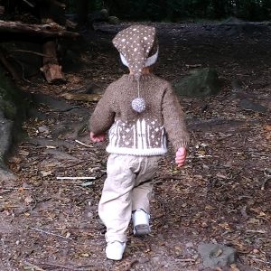 Strikkegenser Skitur m/lang lue - garnpakke i Bluum Fluffy Alpaca